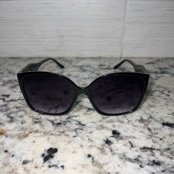 Gucci Accessories - Gucci oversized square Stylish Black Sunglasses